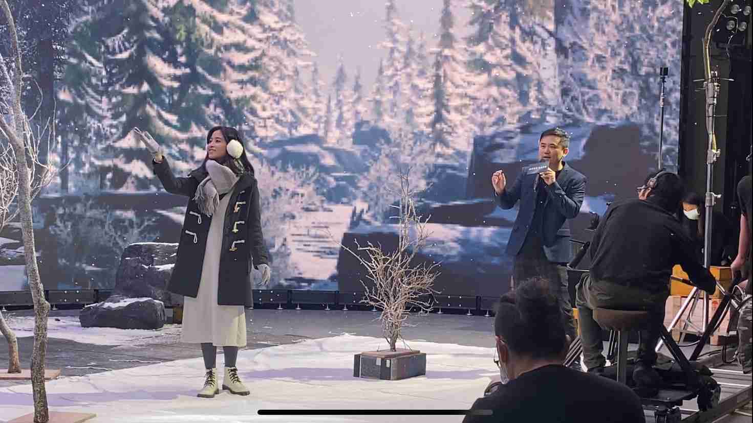 蓝狮在线以ALED先进显屏技术，，与金马奖视觉特效团队“再现影像”携手合作打造LED虚拟摄影棚，，，提供沉浸式表演体验，，，，并精简拍摄成本与时间